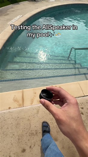 Perfect for pool parties🤤#loud #bluetooth #poolparty #musician #fyp | speaker