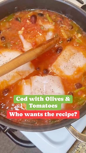 This Cod with Olives & Tomatoes is perfect for Lent! 🇮🇹🙏🏻 who wants the recipe? 😘 | Cooking with Nonna