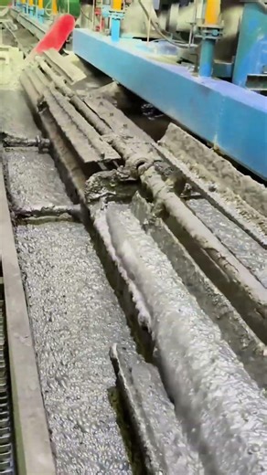 Flotation machine for precise and rapid separation of precious metal minerals