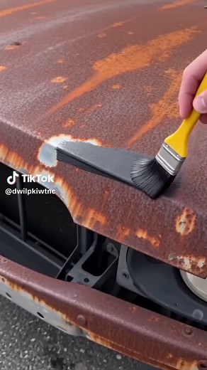 Rust-Proof Metal Paint for Outdoor Durability