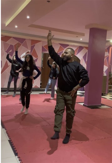 Learn Dabke Dance Steps in Our Teen Class
