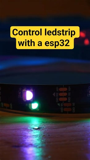 Controlling an RGB LED strip with an ESP32 #esp32 #ledstrips #eletronica