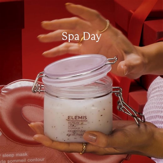 The best gifts are the ones that feel thoughtful. Find something extra special for your Valentine, only at Macy’s. | Macy's