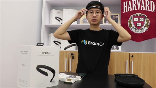 FocusNow 专注力头环佩戴演示