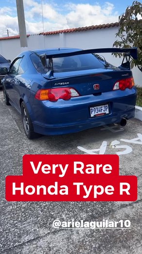 Honda Integra Type R Blue/Blue from Japan. This JDM ITR has J’s Racing fenders and a few other nice accessories. #Honda #HondaIntegra #AcuraIntegra #TypeR #ITR | HondaPro Jason