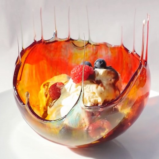 Sugar bowls are beautiful, fun & can be risky if you don't follow the instructions carefully. Here's how it's done safely :) | Ann Reardon How To Cook That