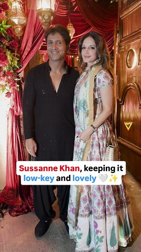 Viral Bhayani on Instagram: "The lovely and gorgeous #SussanneKhan, as always, prefers to keep it low key"
