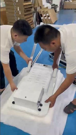 How to install the portable mirror photo booth