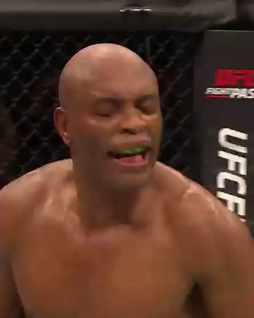 5.2M views · 69K reactions | How did these legends survive the full 25!? Anderson Silva vs Michael Bisping Head on over to UFC Fight Pass right now to watch the action in full! | UFC | Facebook