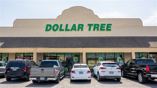 Shoppers race to buy Dollar Tree's lip gloss - it's 90% cheaper than Glossier