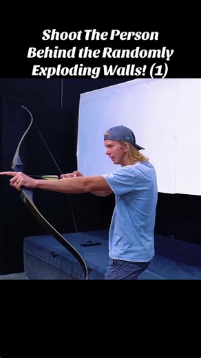 Shoot The Person Behind the Randomly Exploding Walls! (1)