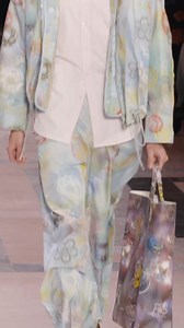 KENZO Fall-Winter 2025 Men’s Collection, where motion and memory collide. Inspired by speed-blurred landscapes and archival motifs, the collection explores movement through diagonal stripes, train-window scenes, and jacquard textures. #KENZONIGO #KENZOFW25 #NIGO | KENZO