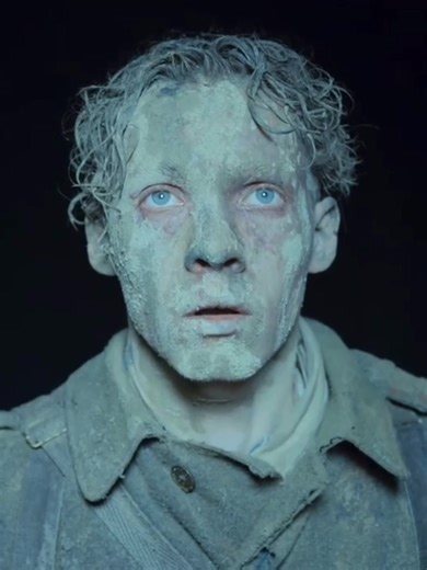 All Quiet on the Western Front Ending Scene - WW1 War Movie