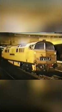 Blast from the Past Iconic Yellow D1000 Diesel Train! #Wolverhampton #fyp
