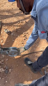 Lifting single-wheel pulley arrangement #facebook #video #Community #work #comstruction #Lineman | Electrical Transmission line