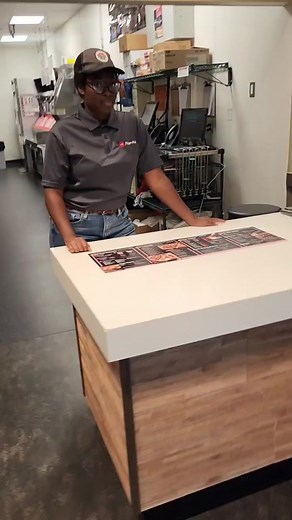 serving near you 💅 #slay #serve #customerservice