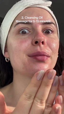 Peyton Smith | How to Properly Clean Your Sebaceous Filaments 📝 1. BHA Cleanser: Helps to break down thick oils. 2. Cleansing Oil: Massage for 5-15... | Instagram