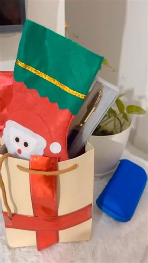 Christmas gifts❣️#christmas #christmasgifts #shorts #christmastree #viral #trending #shortvideo #yt