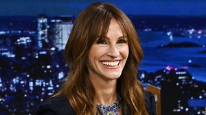 Julia Roberts is a big-time Swiftie! | The Tonight Show Starring Jimmy Fallon