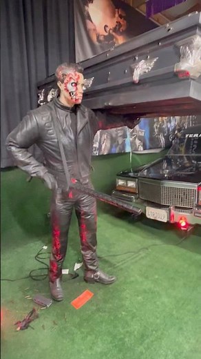 1984 First AI scene from Terminator 3