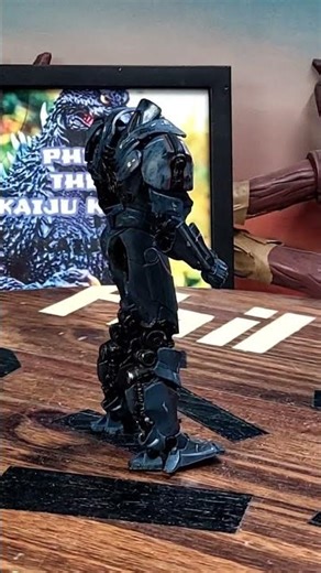 AliExpress find NECA Pacific Rim Gypsy Danger