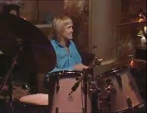 The Sooty Show - S12E10 - Hidden Talent Nicko McBrain from Iron Maiden appears in this episode. Taken from my copy of Sooty - The Big Surprise DVD. | Maiden Spanish World