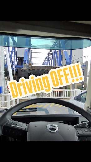 What it’s like to drive off a ferry!!! #hgv #trucking #london #working #vibing #parking #hgvmeta #hgvdrivers #newhgvdrivers #woolwich #thames | Hgv Meta