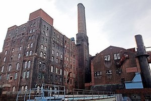 Domino Sugar Refinery - Alchetron, The Free Social Encyclopedia