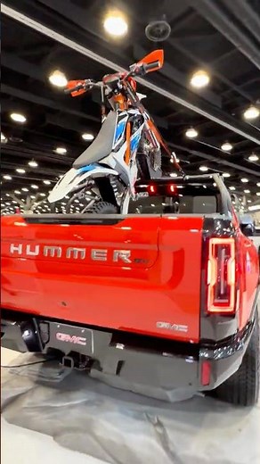 Red on Red Beast! This Hummer Turns Heads Everywhere #viralshots
