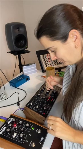 Sarah Belle Reid on Instagram: "I originally thought learning modular synthesis was just a way to make cool sounds.⁠ ⁠ I was right—in a sense. Modular synths are GREAT at making all kinds of amazing sounds.⁠ ⁠ But I was wrong in thinking that’s ALL I would get out of them.⁠ ⁠ The truth is, learning about synthesis and modular signal flow unlocked SO much for me—and I see this happening for my students all the time, too...⁠ ⁠ ➡️ It helped to open my ears to a new way of listening, which in turn h