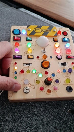 Spielerisch RGB Led Technik gebaut | Beste Geschenk