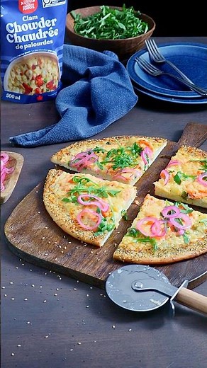 Gourmet Smoked Salmon Pizza with Clams 🍕 | Pizza au saumon fumé et palourdes