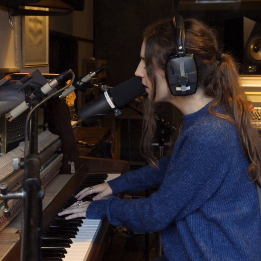 124K views · 6.9K reactions | Hope you’re all having a lovely Christmas time!I wanted to share my cover of Walking In The Air with you ❄️☃️if you’d like to, you can listen to the full version over on my YouTube channel  https://youtu.be/vfG_L9OaznA | Birdy | Facebook