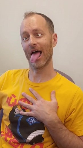 ‏עוד יום ב #קשת 12 🤪 אנחנו מגייסים דרך אגב #keshetvibes