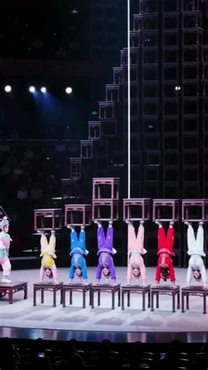 Traditional Chinese opera performance — High-difficulty moves