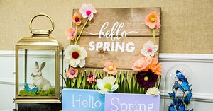 DIY Hello Spring Flower Sign