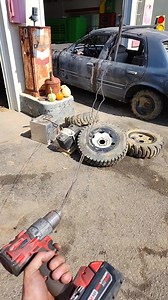 16M views · 50K reactions | Does anyone know why we twist #9 Wire? #Combatmotorsports #DEMO | Demolition Entertainment Motorsports Organization | Facebook