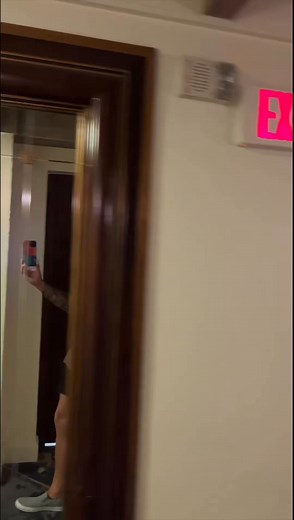 9.9K views · 343 reactions | That was fun 拾 #fyp #vacationfun #mirrors #foryou | Laugh Withme | Facebook