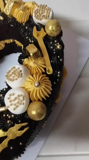 Black and Gold 60th Birthday Cake Ideas for Men