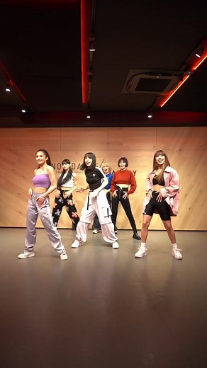 映画『樹海村』出演の大た、、いえ、YouTuberアッキーナさんと「The Light」を踊ってみました🧟#FAKYisTHELIGHT@jukaimura