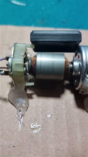 DIY DC Motor Generator | Simple Electricity Experiment