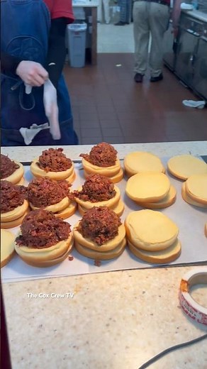 Buc-ees beef brisket sandwich Is packed with meat 😋