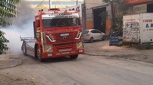 675K views · 6.5K shares | 1000+HP DIESEL VOLVO F SEMI TRUCK STREET PULL credit: @mrecho @Luigi Amoroso #TURBOKING | TURBO KING | Facebook