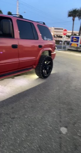 Custom Lifted 2000 Dodge Durango Showcase