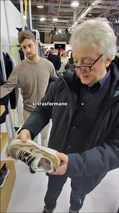 Come scegliamo le scarpe: il nostro lavoro inizia qui #pittiuomo #scarpe #calzature