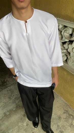 Stylish Kurtas for Men: Fashion Tips and Trends