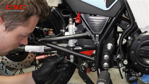 Stop right there! Did you know you can build your own bike? And it has never been easier. Simple hand tools allow you to #DIY. The CSC SG250 Bike-In-A-Box allows you to #RollYourOwn (and save big bucks while doing so!). #diyprojects #diyprojcetideas #bikeinabox #motorcycle | CSC Motorcycles