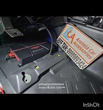 Toyota FJ Cruiser / Pioneer speaker amp & sub / ACA