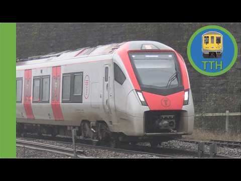 Trenau ym Mhontypridd - Trains at Pontypridd