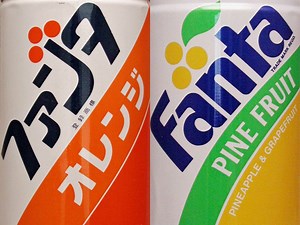 2/2 月末はファンタの日！「ファンタの歴史」をドリンク缶約2万本を所蔵する清涼飲料史研究家が振り返ってみた [コンビニグルメ] All About